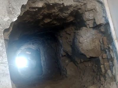 کشف ۲۰ شیء تاریخی مربوط به دوران سلجوقی و ایلخانی در همدان