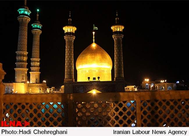 لحظه تحویل سال در حرم حضرت معصومه(س) قم