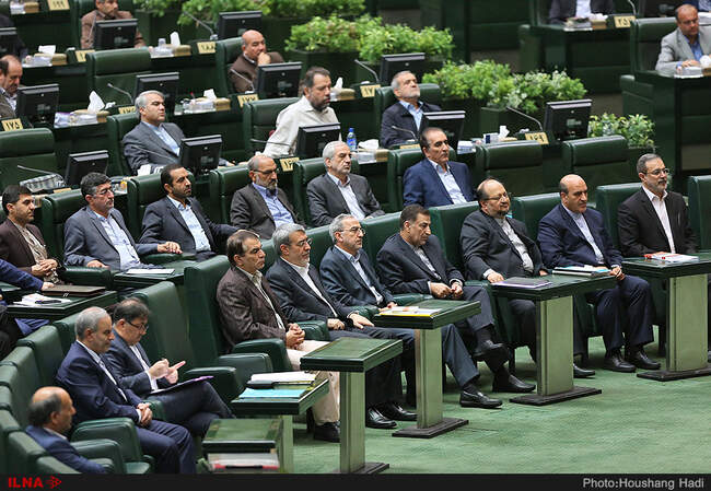 از ترافیک نمایندگان پشت صندلی وزرا تا دلجویی‌های بهارستانی
