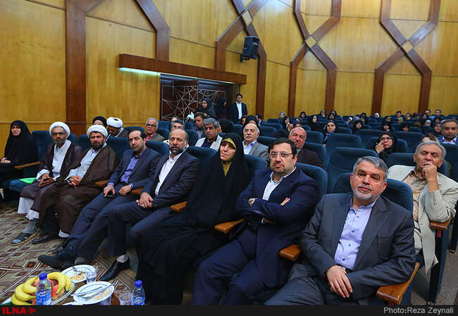 نشست تخصصی " زنان،کتاب،توسعه پایدار"