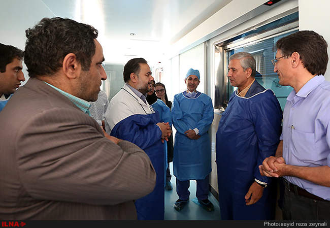 عیادت وزیر تعاون، کار و رفاه اجتماعی از مصدومین حادثه ذوب آهن اصفهان 