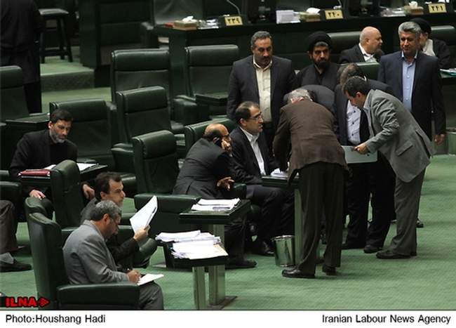 حضور وزیر بهداشت، درمان و آموزش پزشکی در مجلس