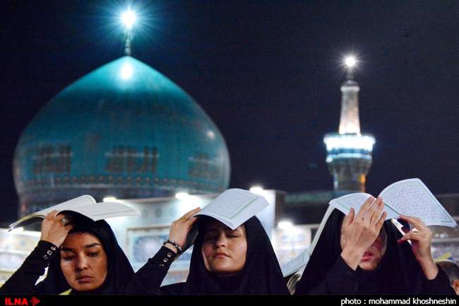 احیای شب نوزدهم ماه مبارک رمضان در حرم امام رضا (ع)