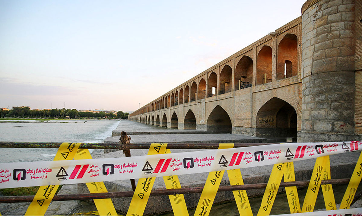 مرگ ابهام آمیز قهرمان واترپلو در سی و سه پل/ والدین پرهام: برق گرفتگی سبب حادثه شد/ معاون خدمات شهری: هیچگونه نشتی برق نداریم