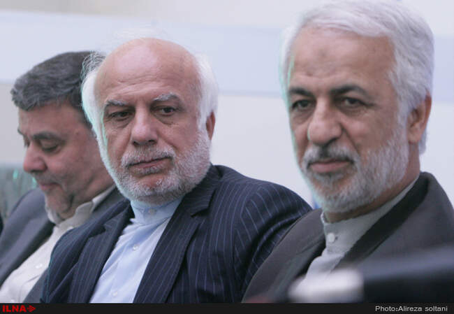 رونمایی از ۳۰ عنوان کتاب جدید اداره نشر وزارت امور خارجه