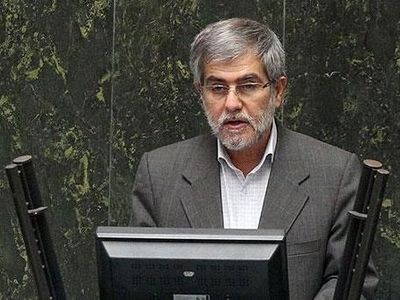 هنوز برجام را خسارت محض می‌دانم/ با داده‌های روز مذاکره کنیم/ گفت‌وگو با دشمن هیچ اشکالی ندارد/ باید در راهبرد کشور نسبت به مذاکرات بازنگری شود