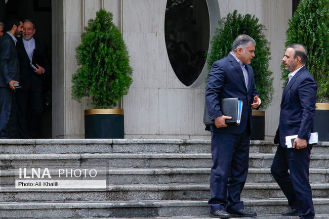 حاشیه جلسه هیات دولت - ۱۰ اردیبهشت