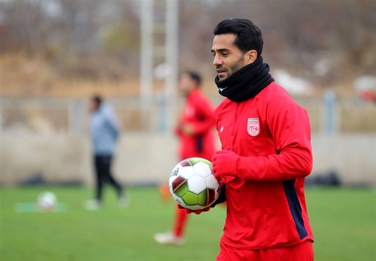 مسعود شجاعی تا نیم فصل سرمربی تراکتور