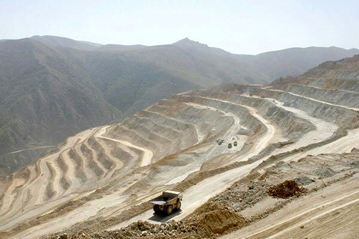 لزوم فعال سازی معادن کوچک و غیر فعال در کردستان/ انتقال حساب‌های مالی واحدهای معدنی و تولیدی به داخل استان