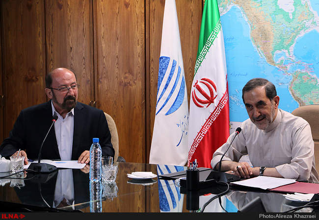 دیدار جمعی از سیاسیون و دانشگاهیان لبنان با دکتر علی اکبر ولایتی