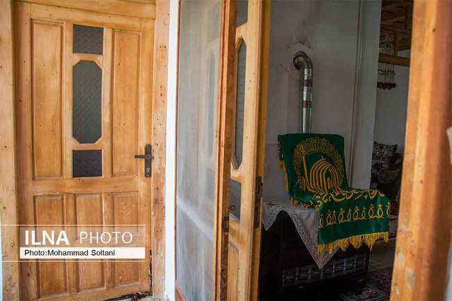 کرامت در زیر پرچم سبز رضوی 