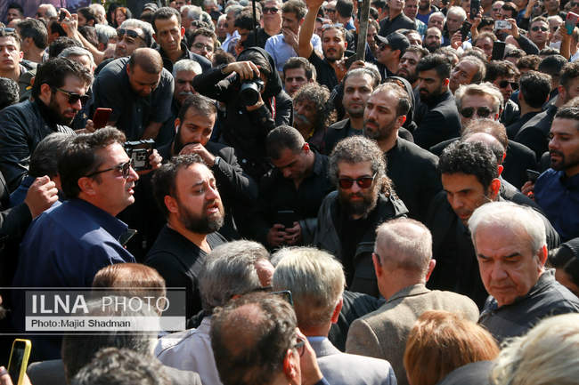 مراسم تشییع اکبر گلپایگانی 