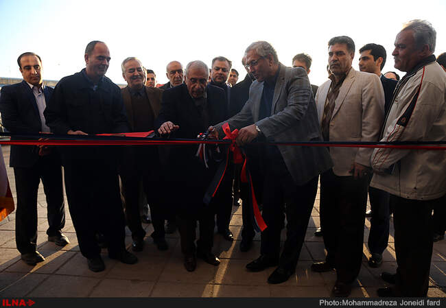 بازدید وزیر تعاون، کار و رفاه اجتماعی  از دو کارخانه سرم سازی سها و کانتینر سازی ماموت 