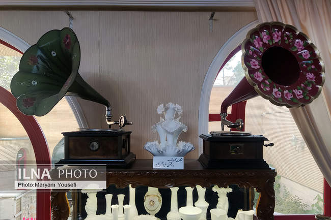کافه‌ موزه گرامافون در تبریز