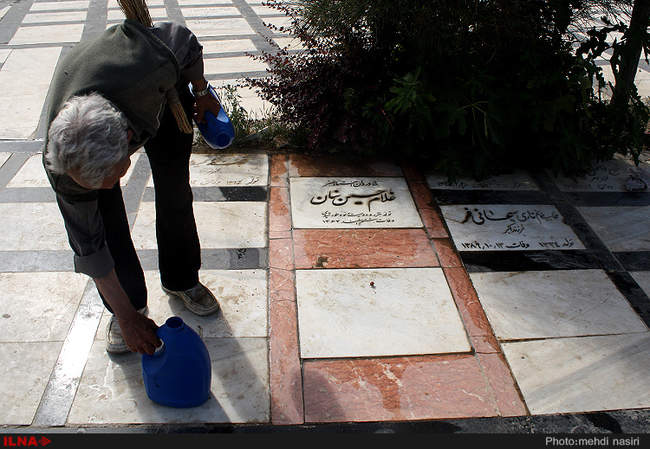 آخرین پنجشنبه سال برسر مزارمشاهیر خفت در خاک /امام زاده طاهر کرج