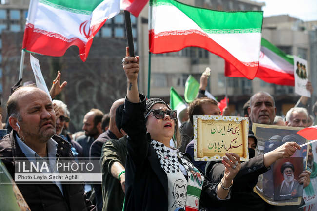مراسم تشییع پیکر مطهر شهدای ناوشکن دنا / 1