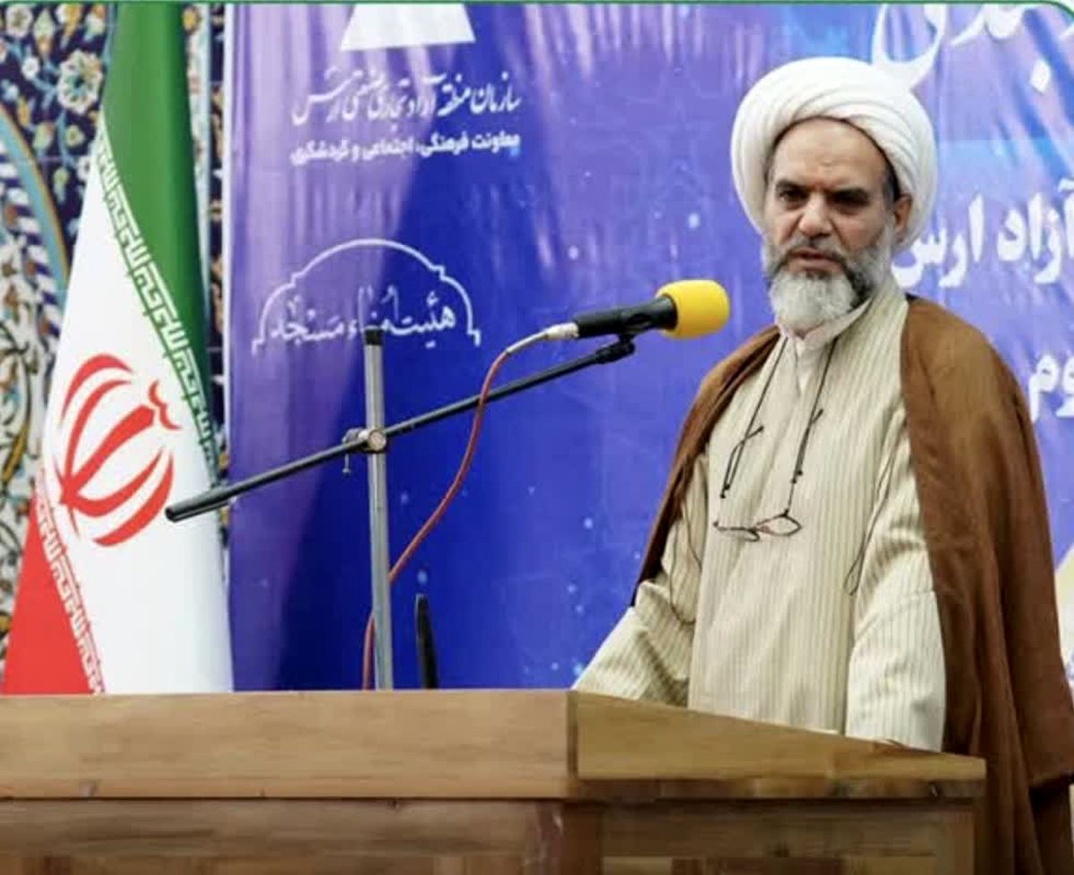 امام جمعه جلفا: سازمان منطقه آزاد ارس با اجرای برنامه‌های شاخص فرهنگی و قرآنی الگوی خدمت‌رسانی شد 