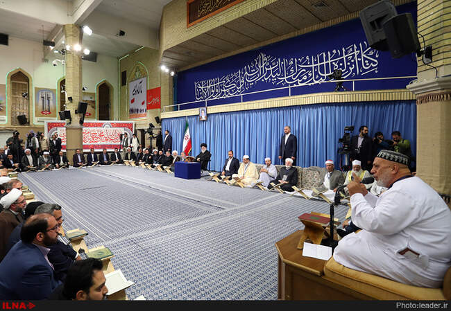 دیدار شرکت‌کنندگان مسابقات بین‌المللی قرآن با رهبر انقلاب 