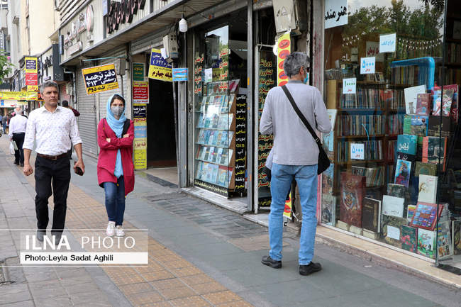 کرونا زوزه می‌کشد، کتاب‌ها خاک می‌خورند
