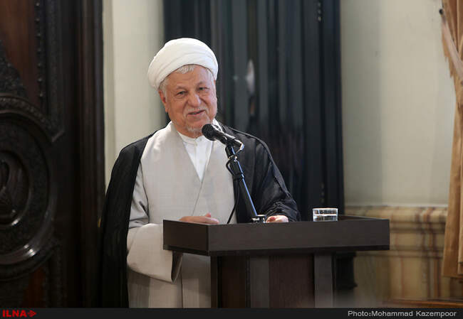 دیدار استادان و دانشجویان نخبه علم رباتیک دانشگاه آزاد اسلامی با آیت‌الله هاشمی رفسنجانی
