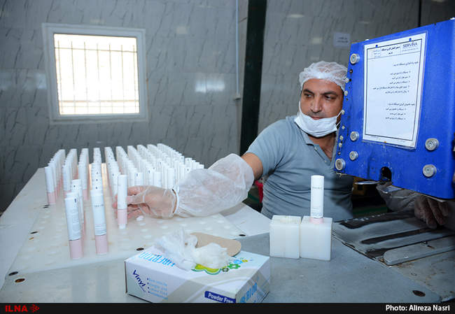 بازدید استاندار قزوین از چند واحد تولیدی و صنعتی