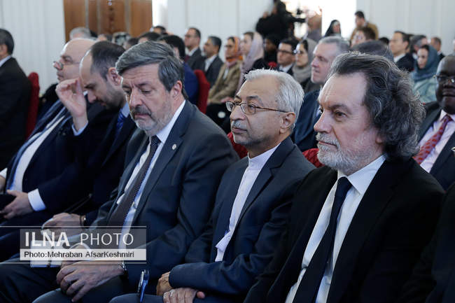 نشست وزیر امور خارجه با سفرا و روسای نمایندگی‌های خارجی مقیم تهران