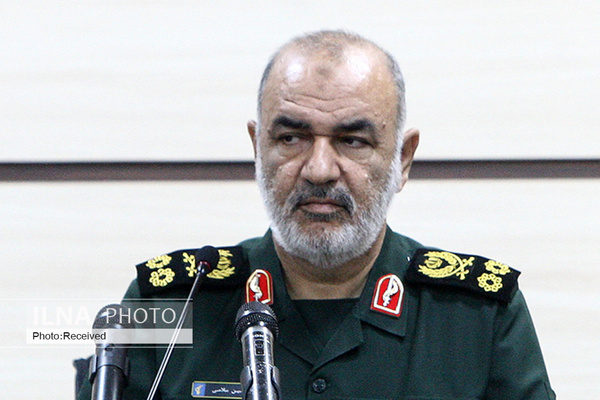 دشمن را با آگاهی‌بخشی ناکام خواهیم گذاشت
