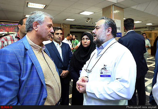 عیادت وزیر تعاون، کار و رفاه اجتماعی از مصدومین حادثه ذوب آهن اصفهان 