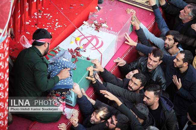 تشییع شهدای گمنام در اصفهان