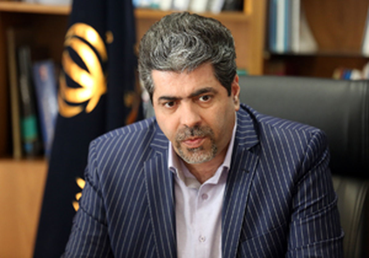 برای ایجاد ۴۰۰ هزار شغل باید ۱۰۰ واحد یک میلیون تنی پتروشیمی احداث شود/ قالیباف هیچ درکی از بازار کار ندارد 