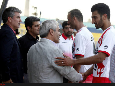 شایعه در اردوی پرسپولیس؛ طاهری استعفا داد!