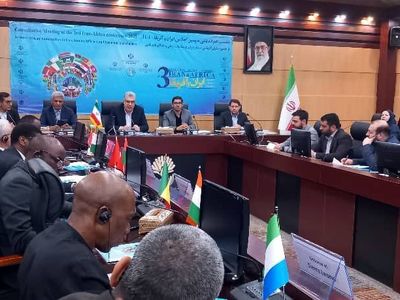 راه اندازی خط کشتیرانی به غرب آفریقا / صادرات سالانه ۳۰ میلیون محصول پتروشیمی از ایران