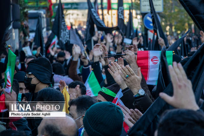 تشییع باشکوه پیکر‌های مطهر ۱۵۰ شهید گمنام در تهران/۲