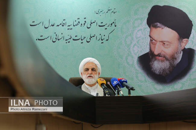  غلامحسین محسنی اژه‌ای