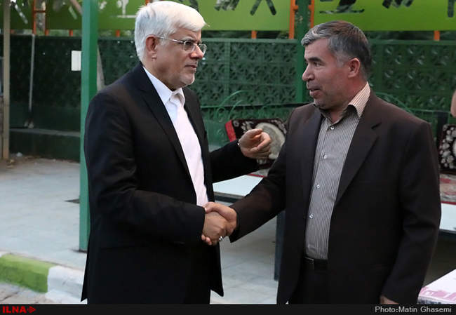 میهمانی افطار محمدرضا عارف 