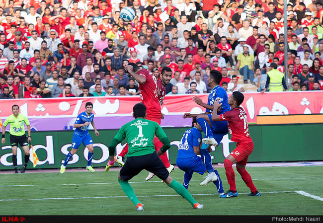 هشتاد و سومین داربی تیم های فوتبال استقلال و پرسپولیس