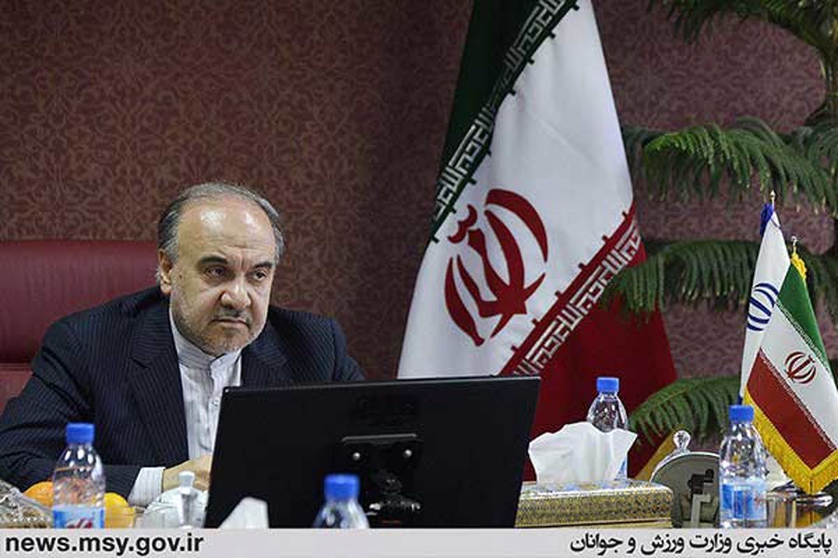 سلطانی فر: سال 97  کار انتقال استقلال و پرسپولیس به بخش خصوصی را با جدیت دنبال می کنیم