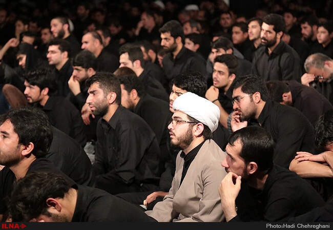 مراسم عزاداری شب عاشورا در مدرسه فیضیه-قم