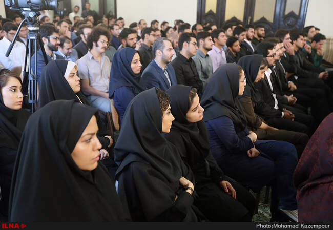 دیدار اعضای تشکل‌های دانشجویی دانشگاه آزاد اسلامی با آیت‌الله هاشمی رفسنجانی