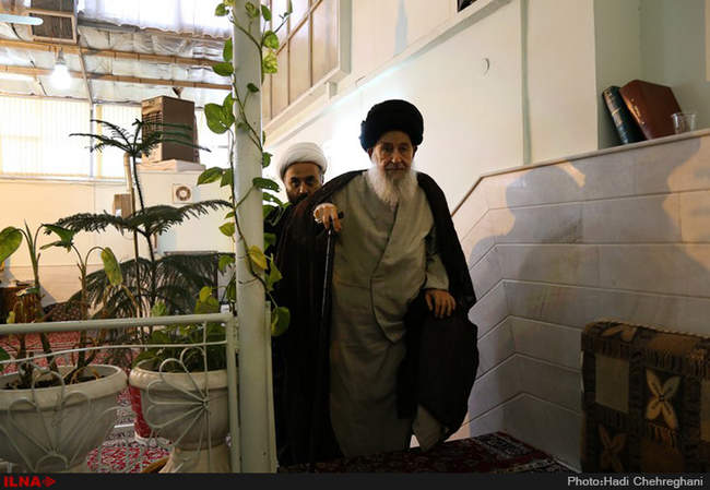 دیدار اعضای سازمان جوانان حزب اسلامی کار با علمای استان قم