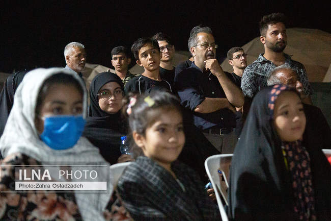 اقامت و پذیرایی زائران اربعین حسینی در موکب بنیاد مستضعفان