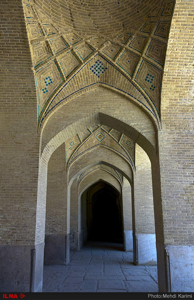 ایران زیبا / معماری باشکوه مسجد وکیل ، یادگاری از دوره زندیه در شیراز�
