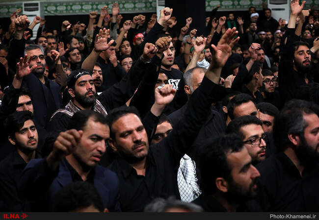 گزارش تصویری مراسم عزاداری شب عاشورا در حضور رهبر انقلاب 