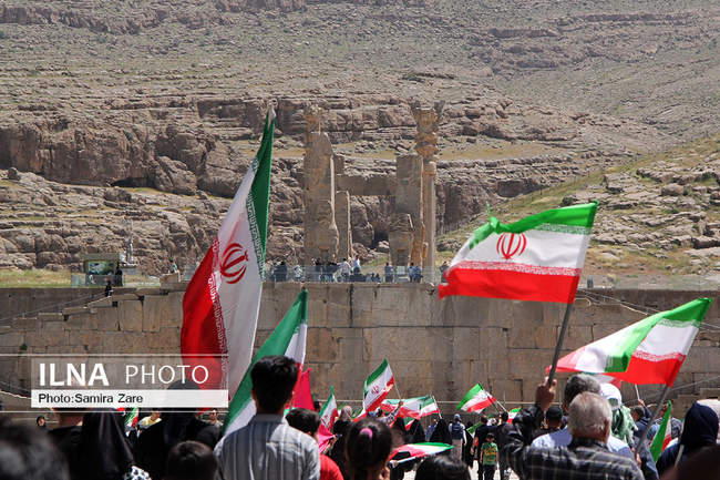 بزرگداشت سالروز سفر تاریخی رهبر معظم انقلاب به استان فارس