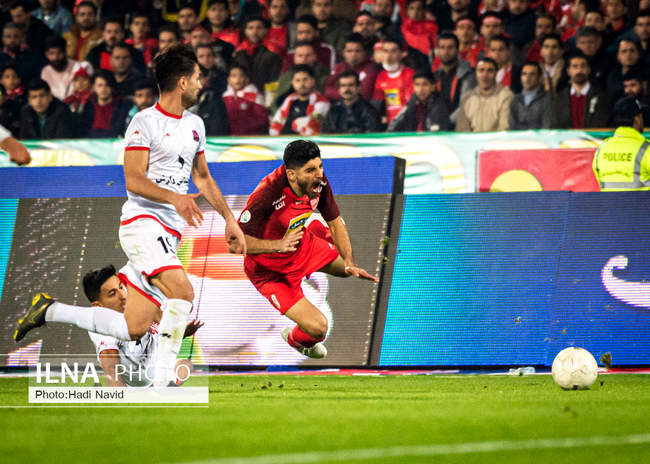 لیگ برتر فوتبال: پرسپولیس تهران۱ - نساجی مازندران ۰