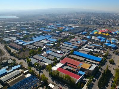 وجود بیش از 100 کارخانه راکد در استان اردبیل /راه حل مسئولان صمت استان برای رفع مشکل بازار سیمان/ پلمب اماکن عرضه غیر قانونی گاز LPG