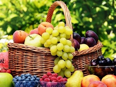قیمت میوه در میادین تره بار امروز دوشنبه ۲۶ آذر ۱۴۰۳ + جدول