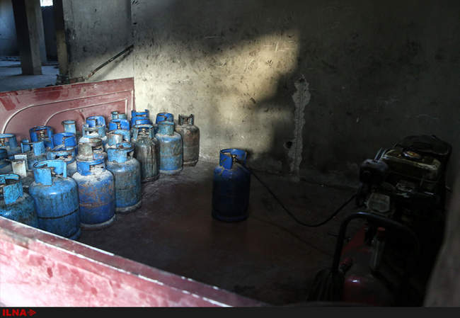 شهروندان محاصره شده سوری چگونه با مشکل کمبود سوخت، دست و پنجه نرم می