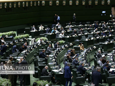 ناصرآبادی شهادت امام جمعه کازرون را تسلیت گفت