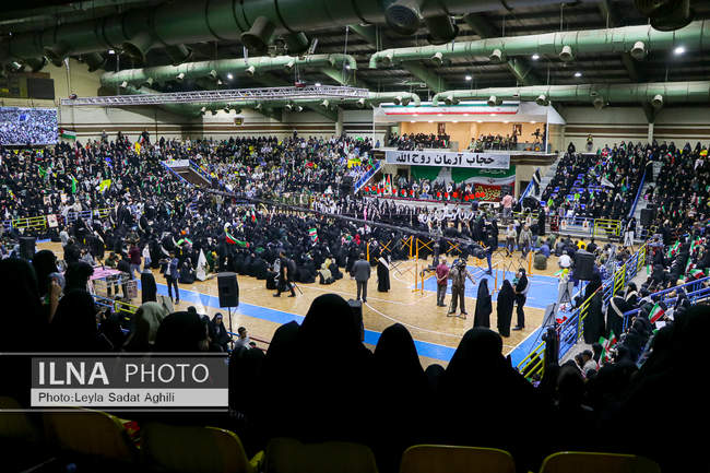 تجمع خانوادگی حجاب، آرمان روح الله